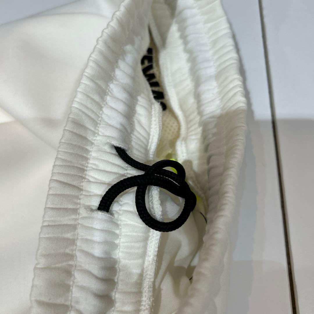 新品❤️ホワイト TFW49 ロゴ スカート