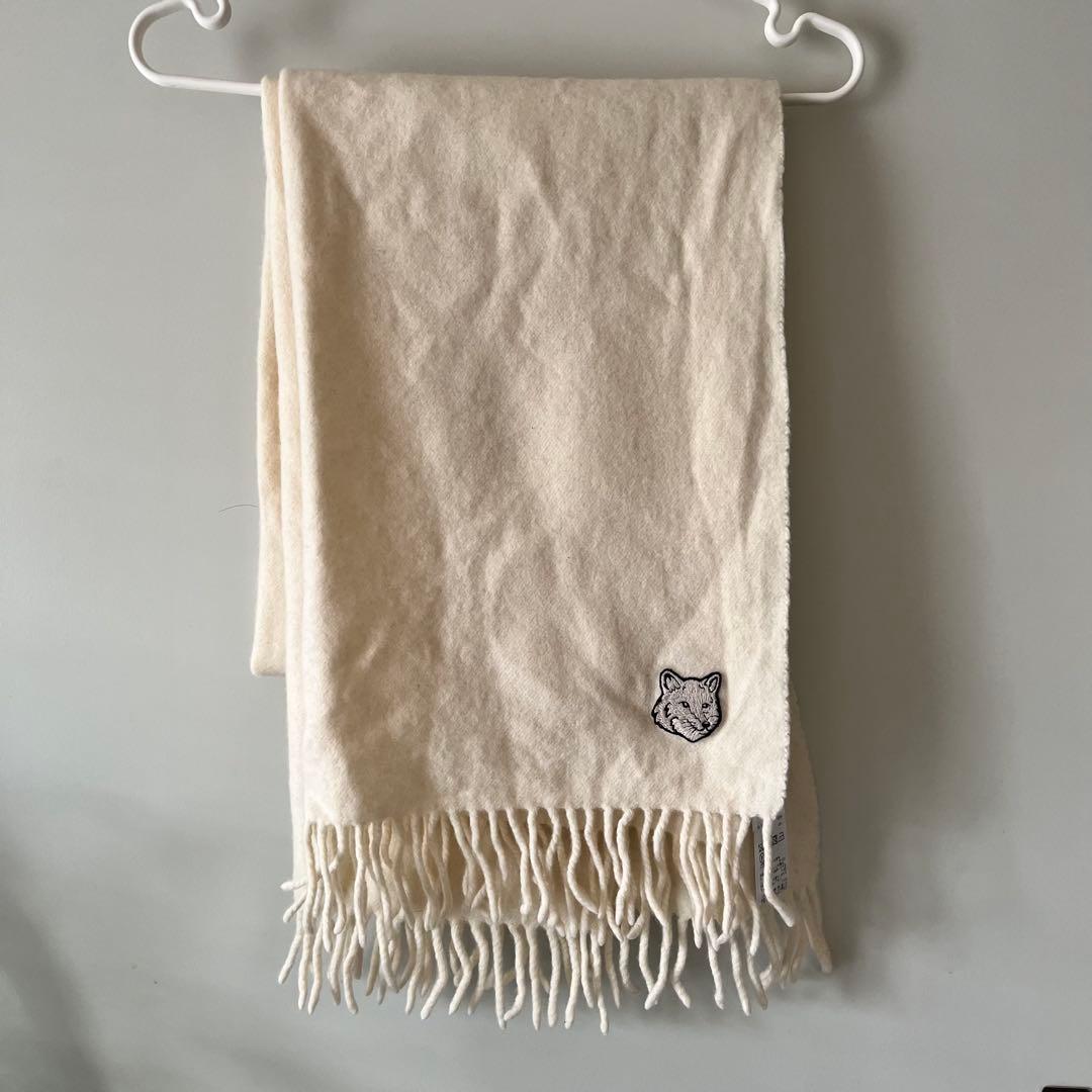 MAISON KITSUNE マフラー ホワイト