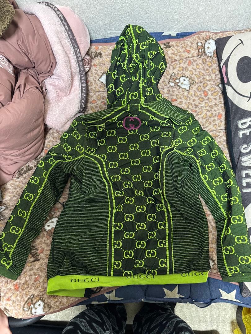 GUCCI GGロゴフード付きジャージ
