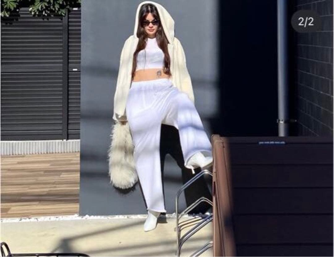 白*様 DICH HENDERSON ボア フード付きジャケット ホワイト