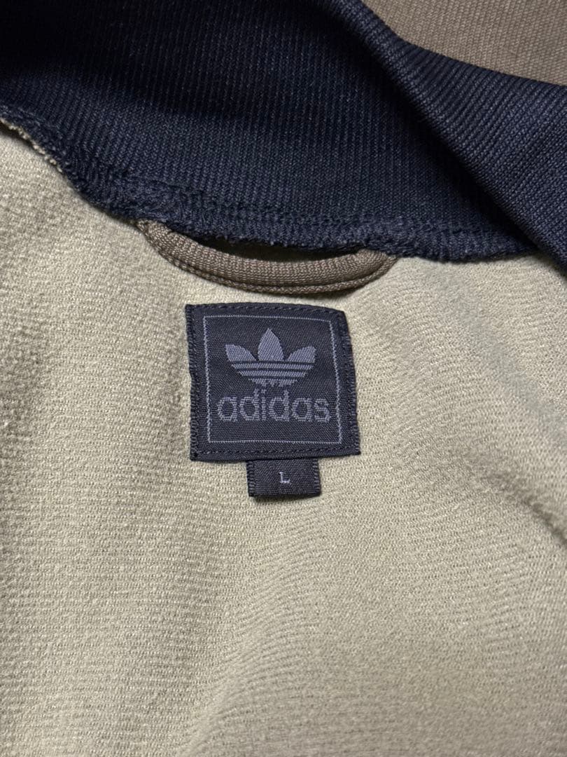 adidas トラックジャケット 90〜00s カーキ シミあり