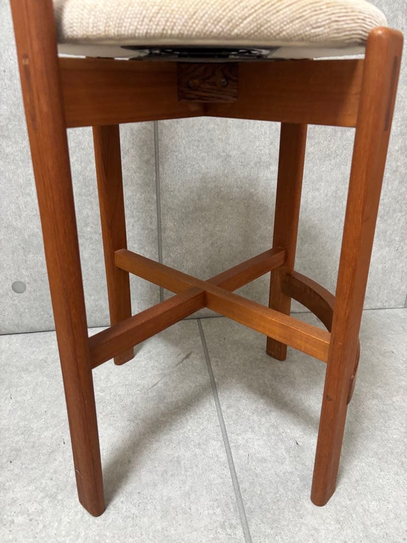 無垢材　回転　カウンターチェア