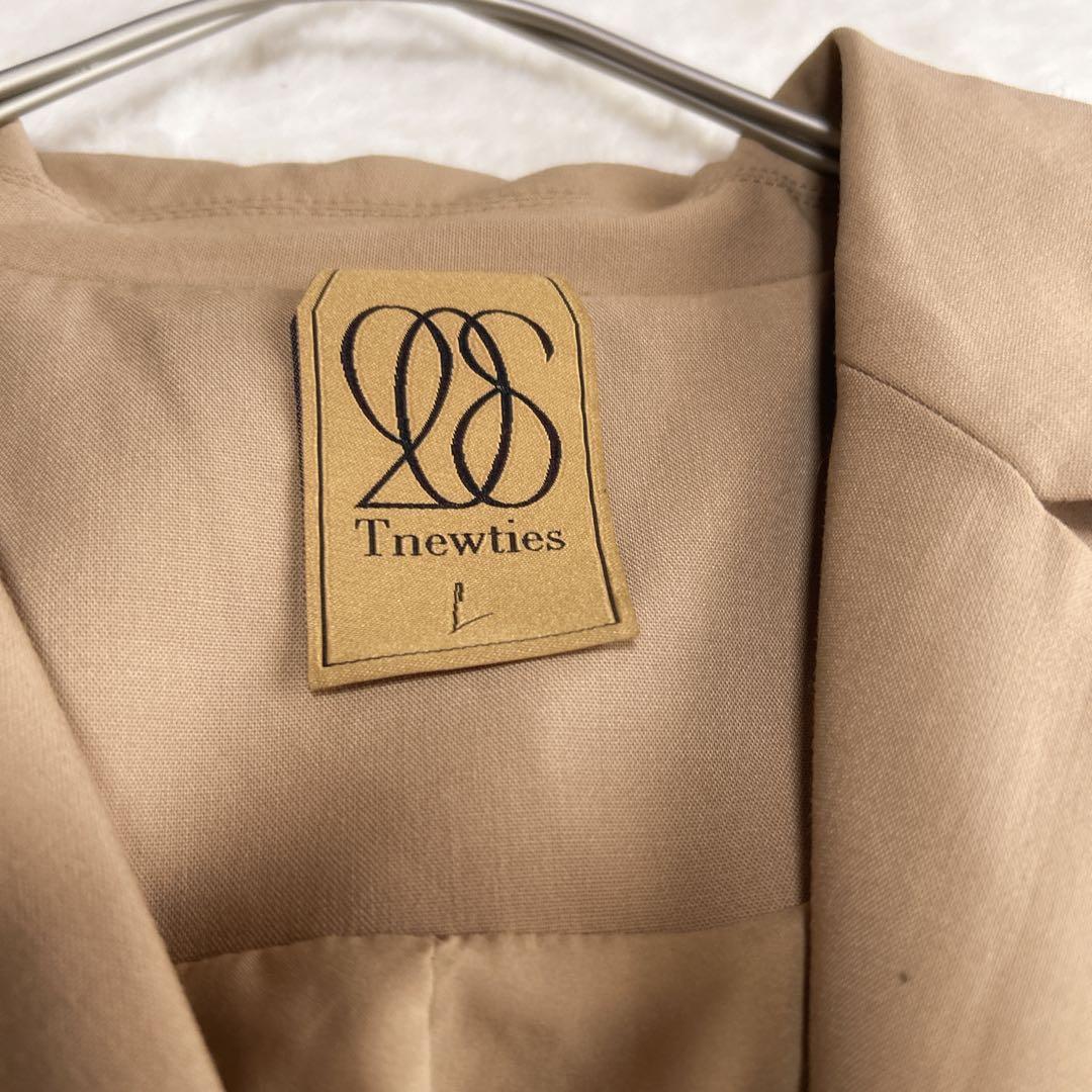 ￼Tnewties トゥエンティーズ　【ペガサスをこの目で見た】トレンチコートＬ