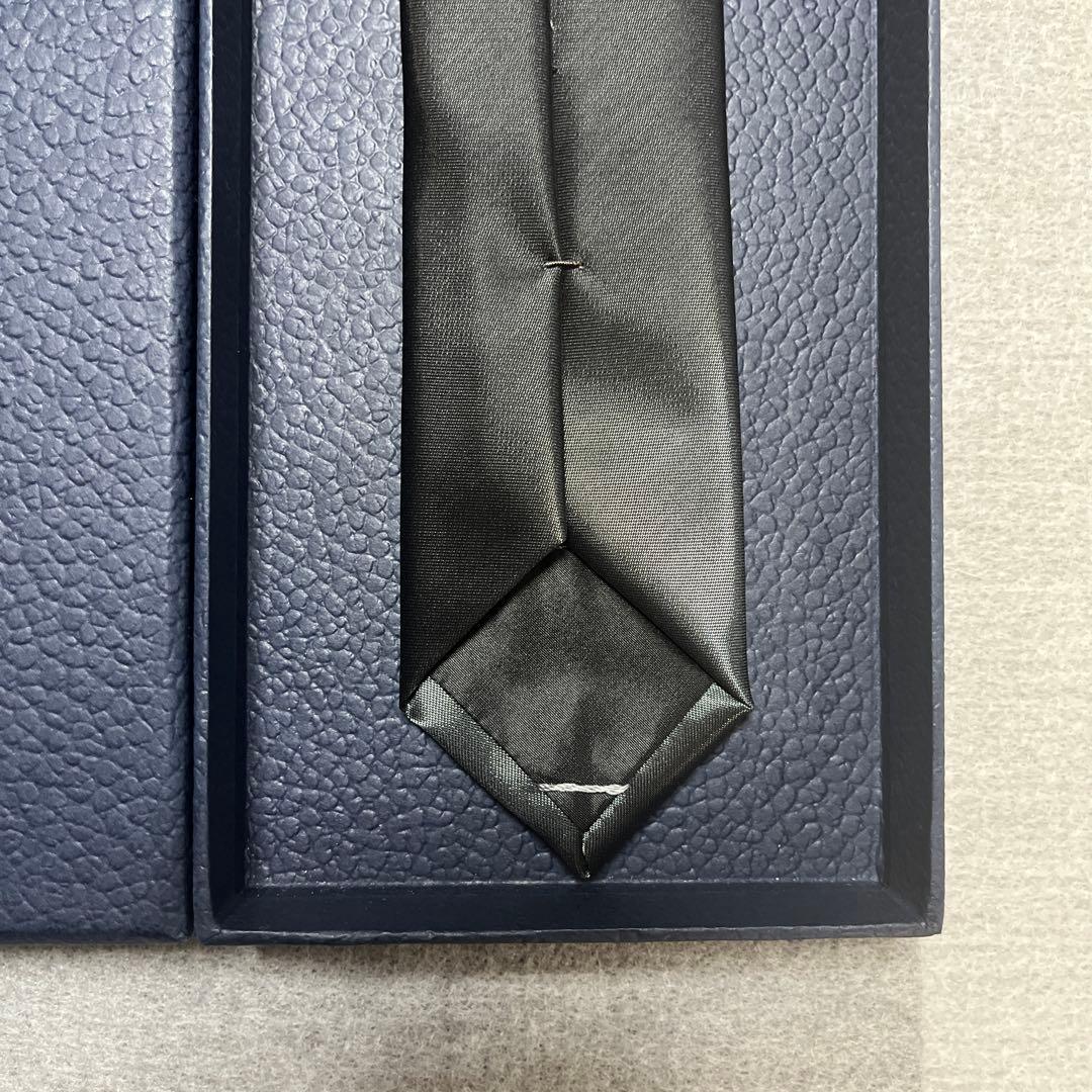 極美品　ディオールオム　ネクタイ　グレー　ソリッド　ナロータイ