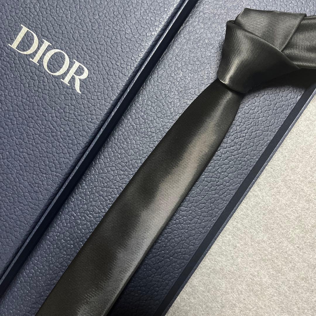 極美品　ディオールオム　ネクタイ　グレー　ソリッド　ナロータイ