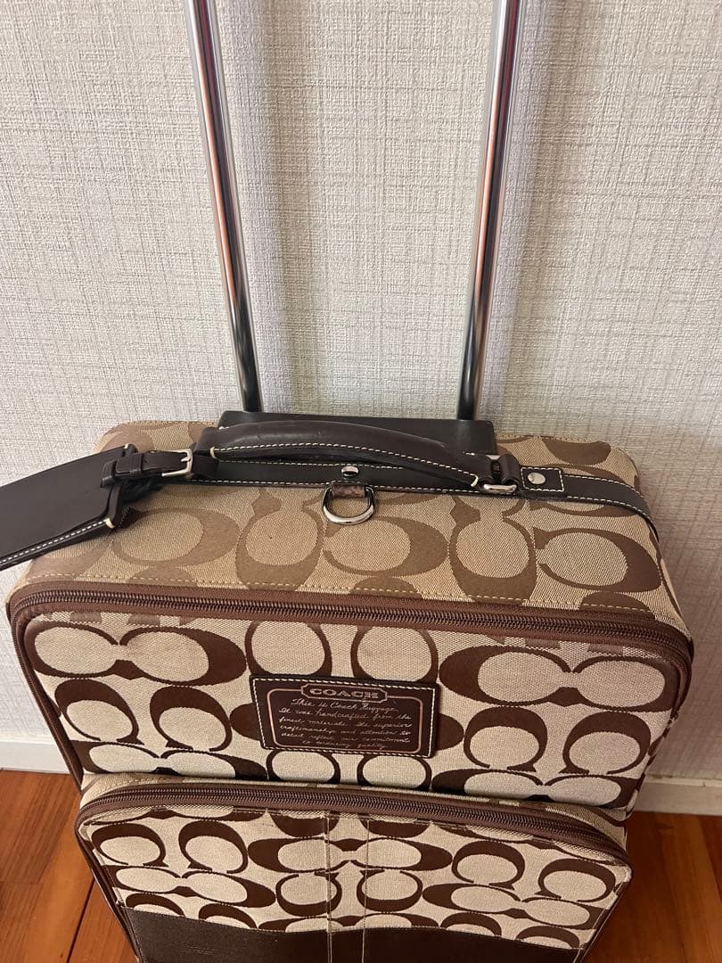 COACH 中型キャリーケース ロゴ　コーチ キャリーケース　スーツケース