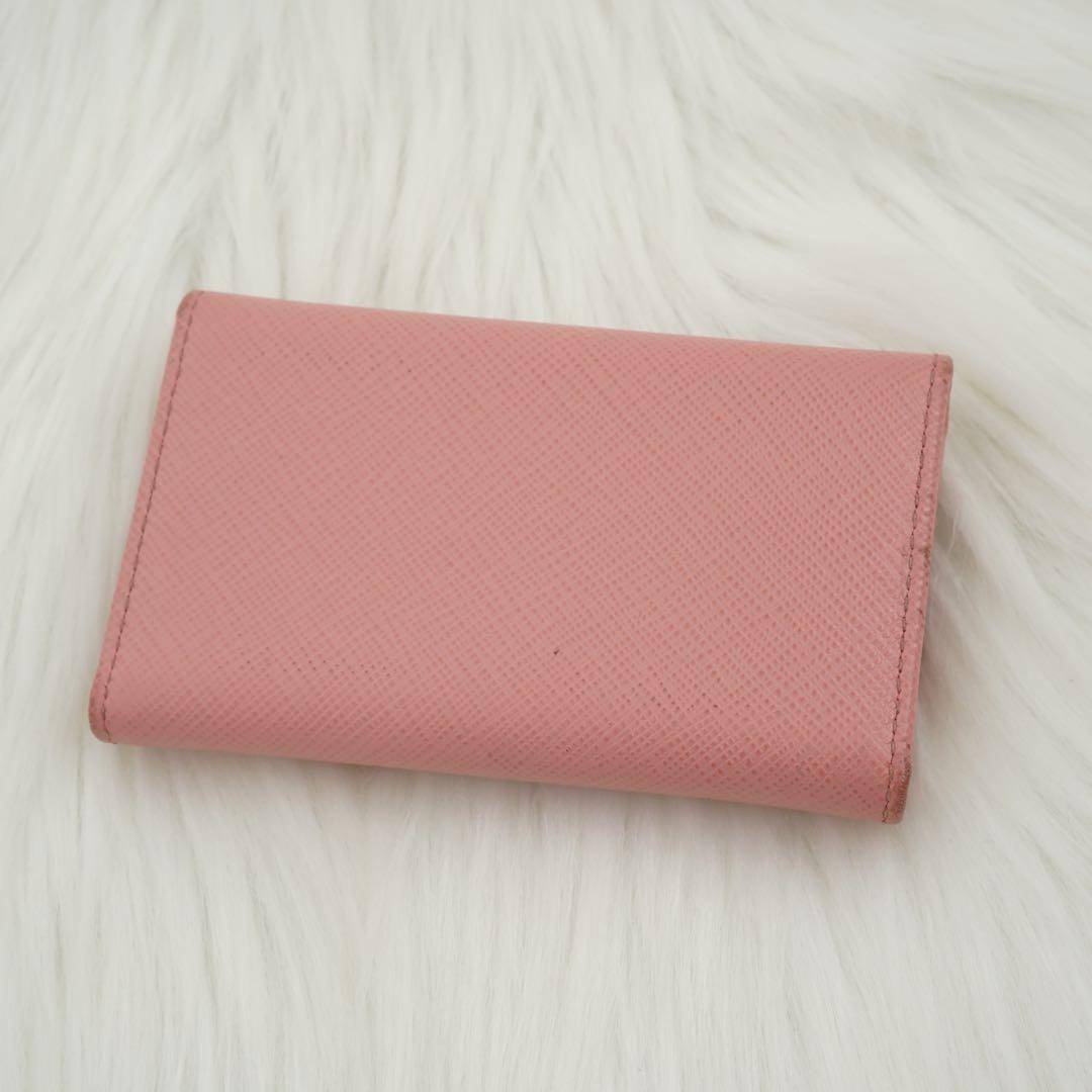 極美品　PRADA プラダ　キーケース　サフィアーノレザー　ロゴグラム　ピンク