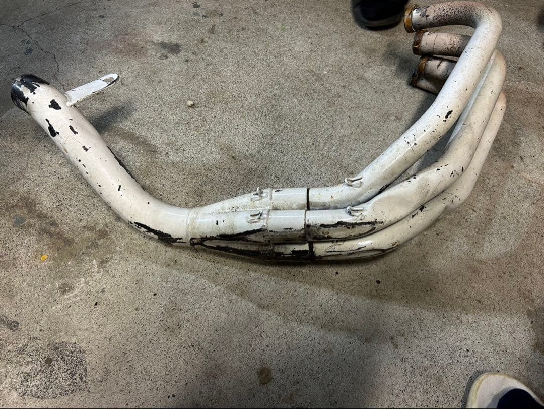 cbx.cbr用マフラーです！ おそらくガニマタタイプかエンデタイプです！