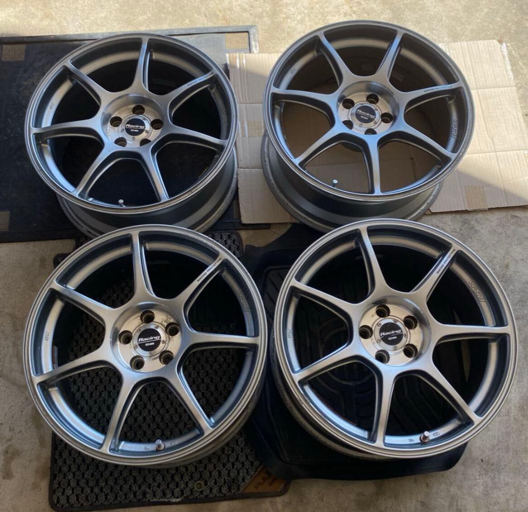 エンケイ RS+M 17インチ／7.5J／PCD100／5穴／4本セット