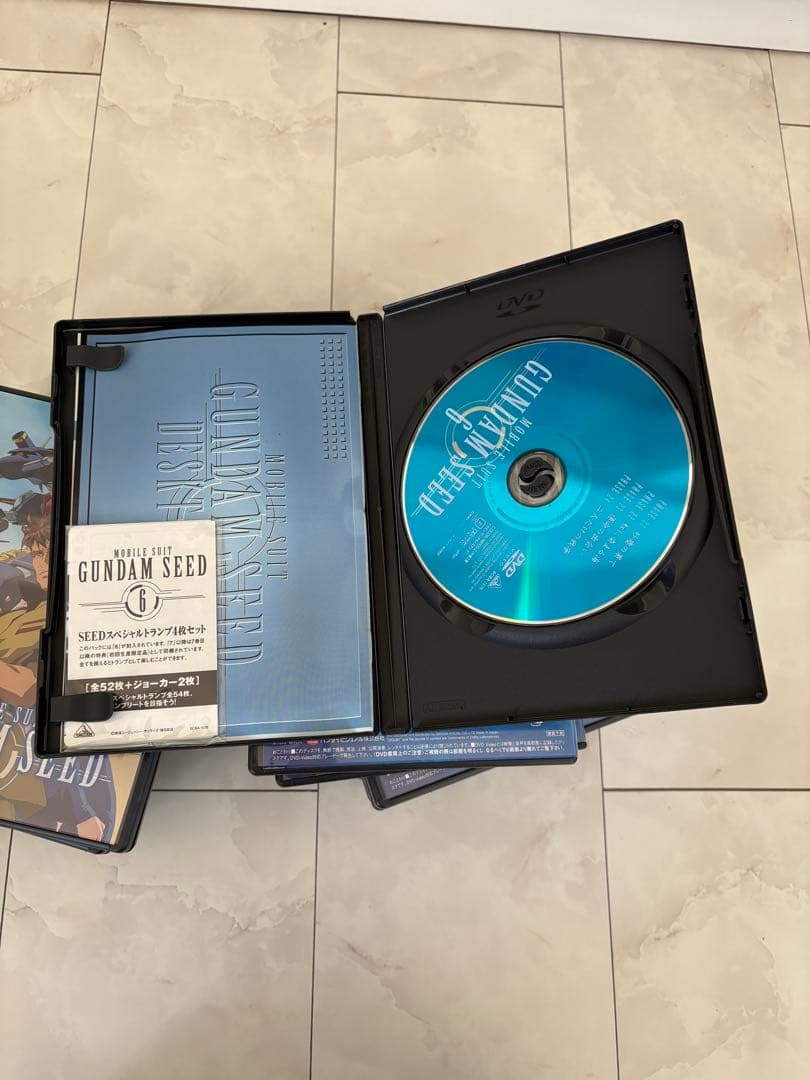 機動戦士ガンダムSEED DVD 13枚　完結