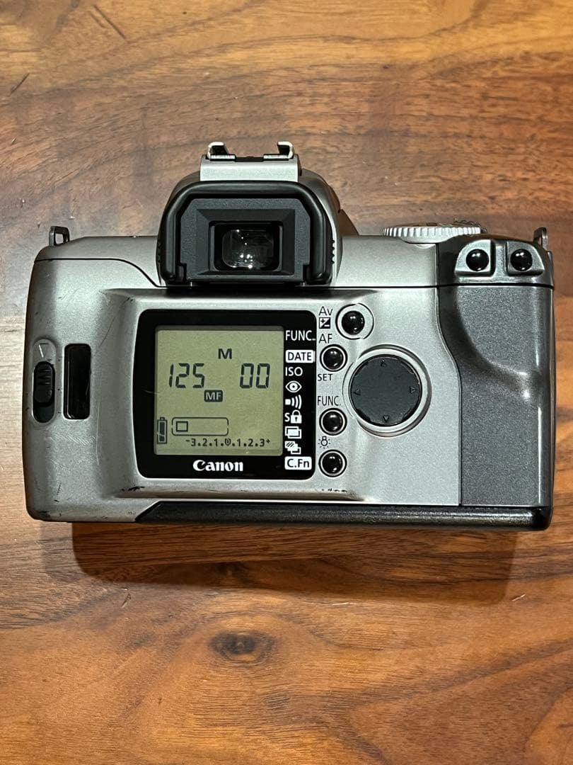 Canon EOS kiss 7 フィルム一眼レフカメラ