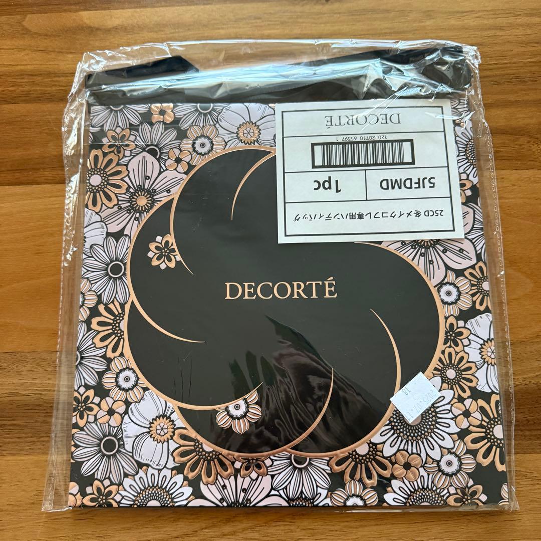 【新品未使用】コスデコ　クリスマスコフレ2025　エターナルブルームコレクション