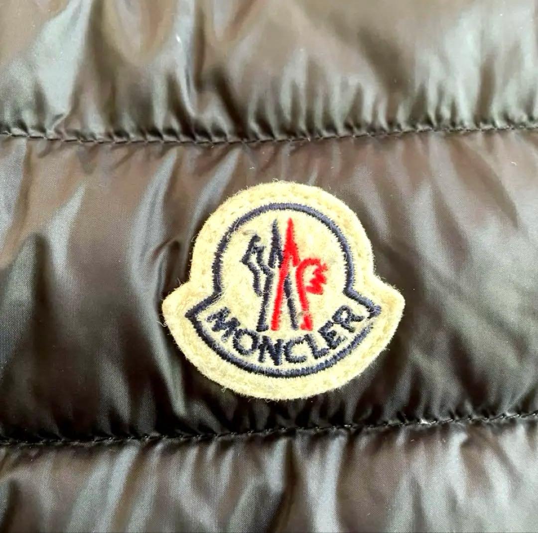 ¥37400→¥32400 お早めに！モンクレールダウンベストサイズS