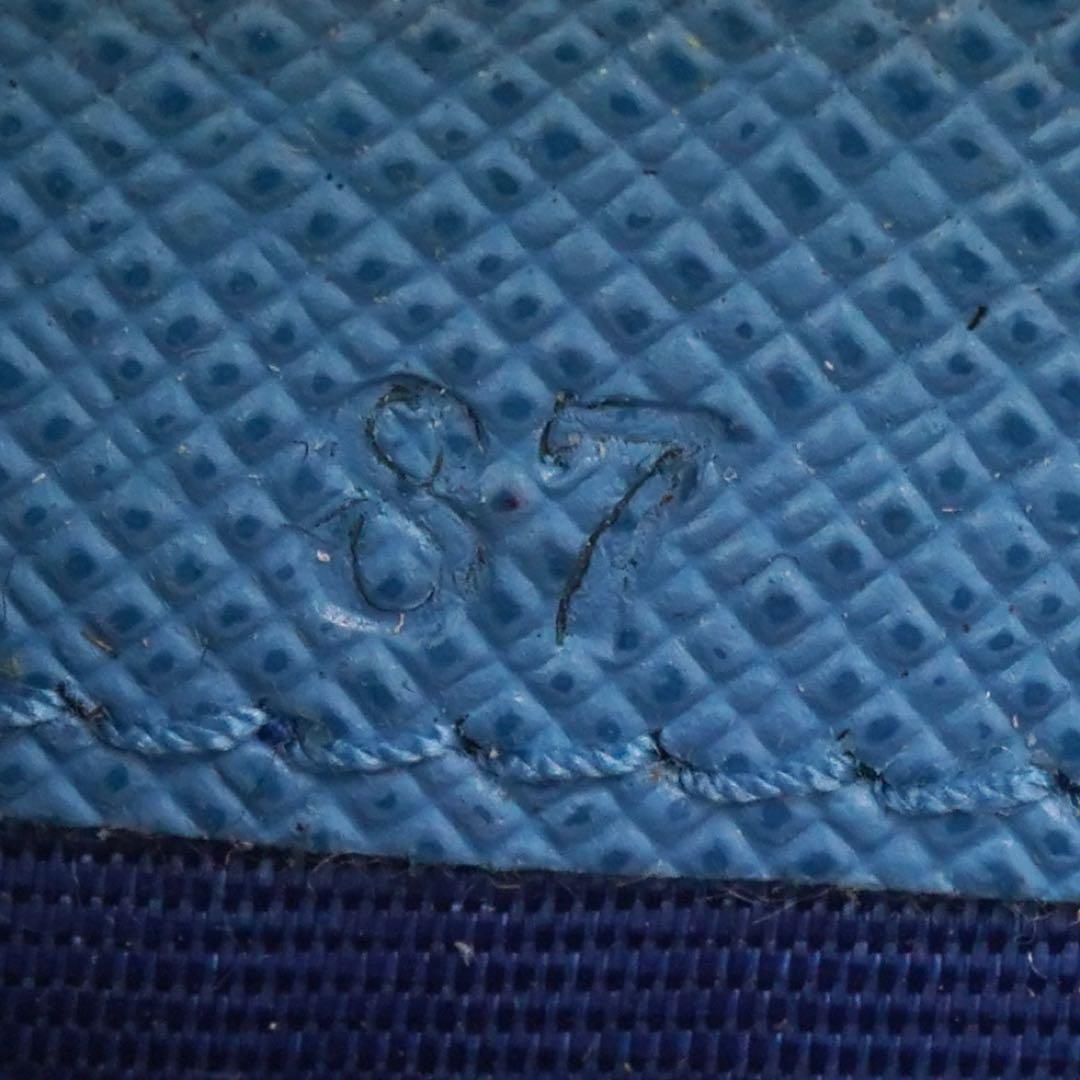 ✨未使用展示品・箱付き✨　PRADA 長財布　サフィアーノ　ラウンドファスナー