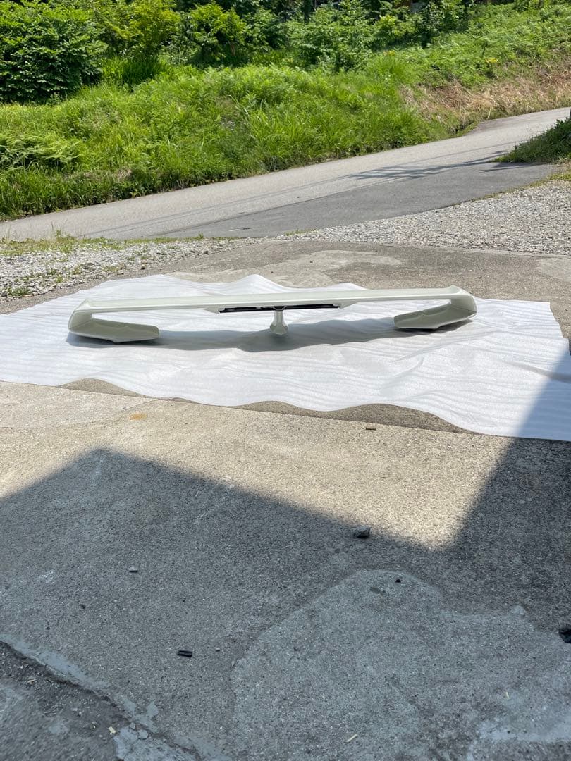 値下げ　日産　R35 GTR 純正　リアウイング　パール　R34 S15