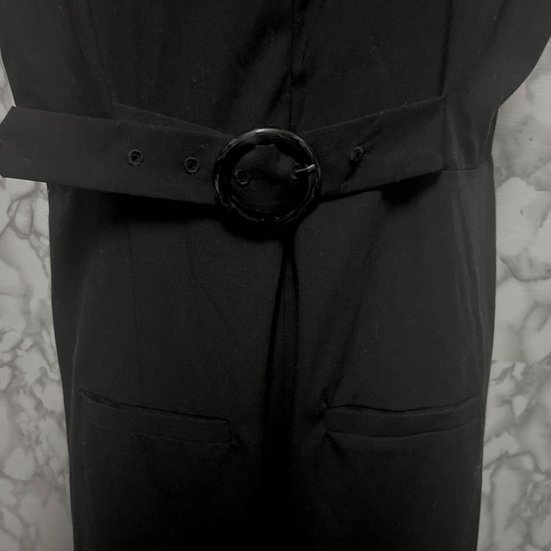 美品　Tnewties デザインサロペット　オールインワン　刺繍ロゴバックベルト