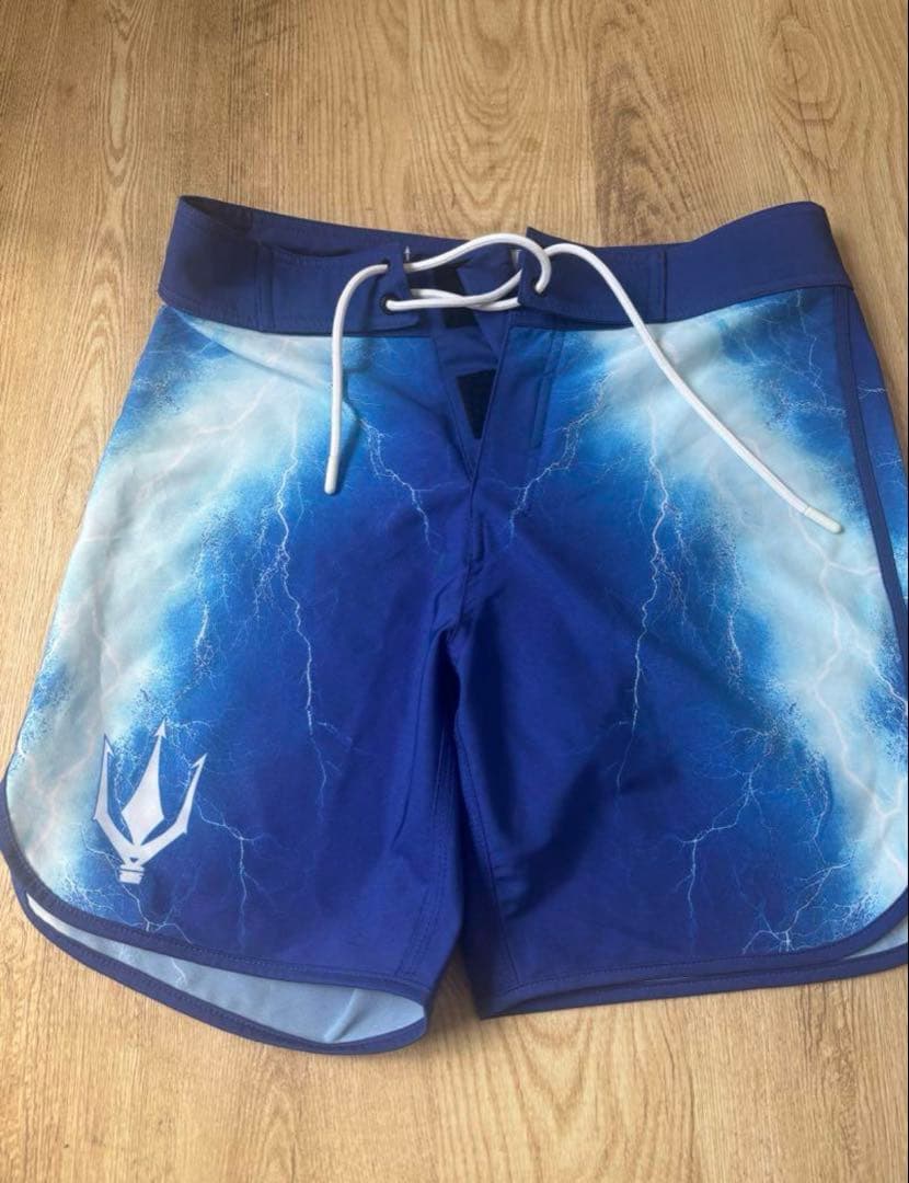 fied サーフパンツ　26 lyft cronos チュラウェア　darcs