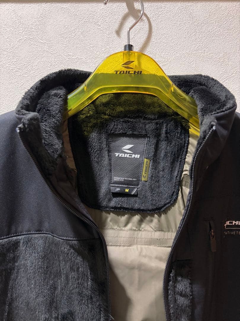 RSタイチ　電熱ジャケット（e-HEAT フリースインナーパーカー）