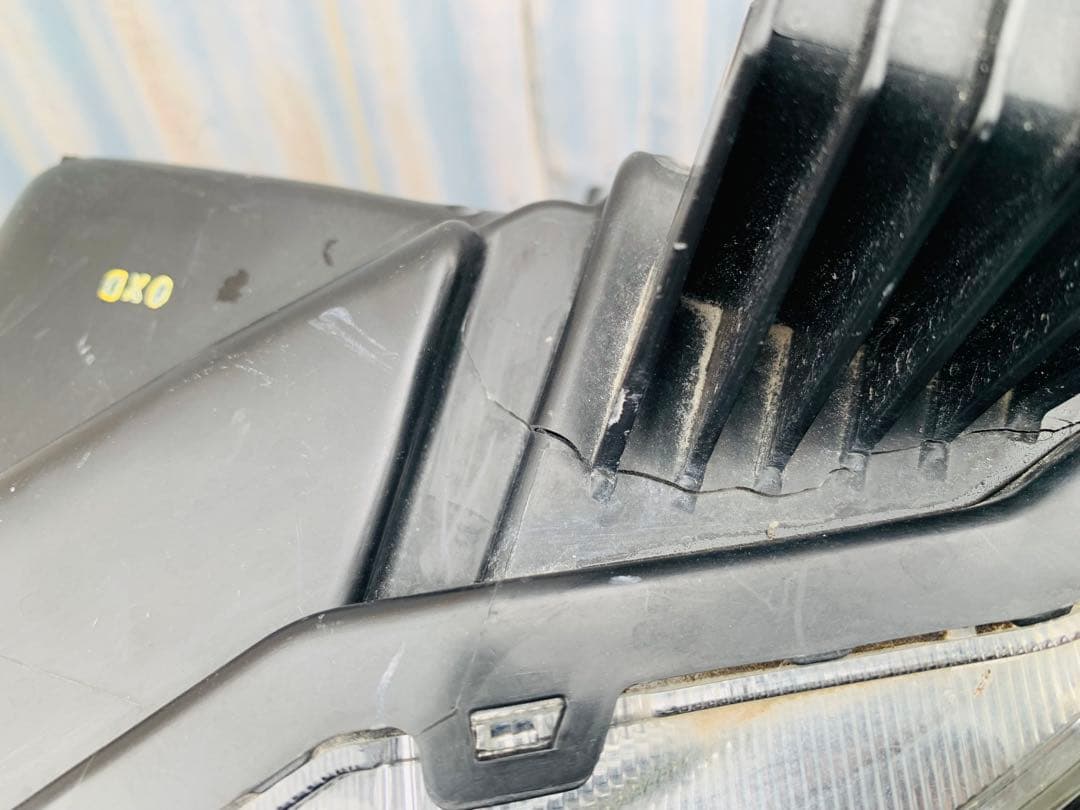 クリアヘッドライト 自動車用 Elgrand(E52)