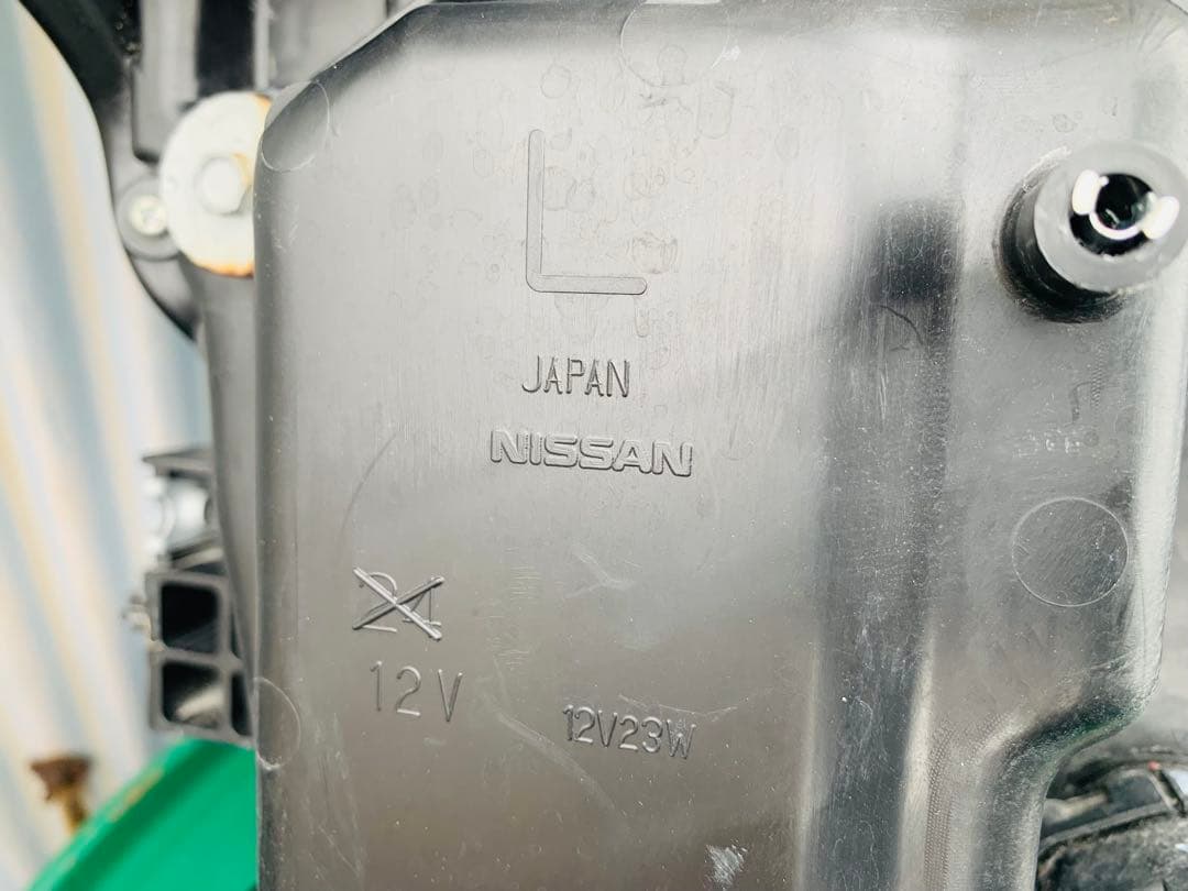 クリアヘッドライト 自動車用 Elgrand(E52)