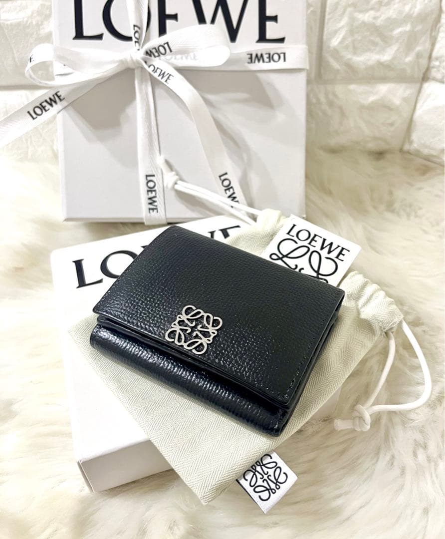 【極上美品】LOEWE ロエベ トライフォールド 三つ折り財布 箱・巾着付き