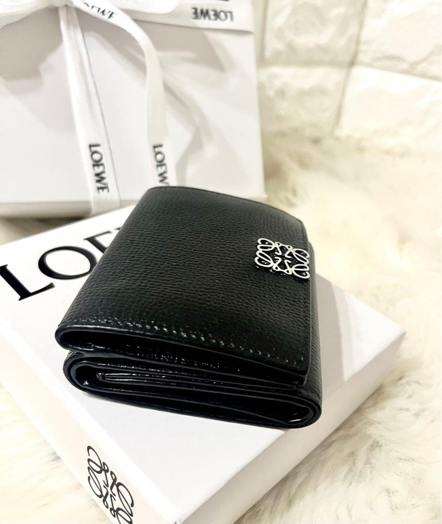 【極上美品】LOEWE ロエベ トライフォールド 三つ折り財布 箱・巾着付き