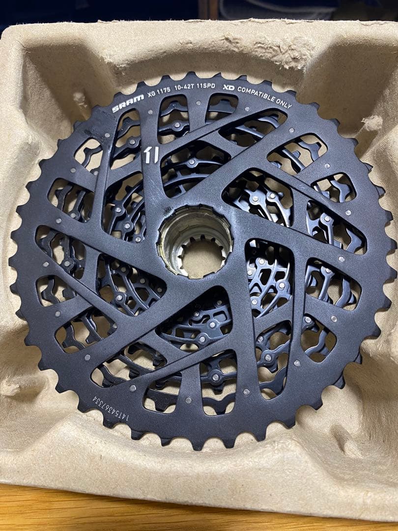 【値引】XG-1175 FULL PIN CASSETTE 11速 10-42T