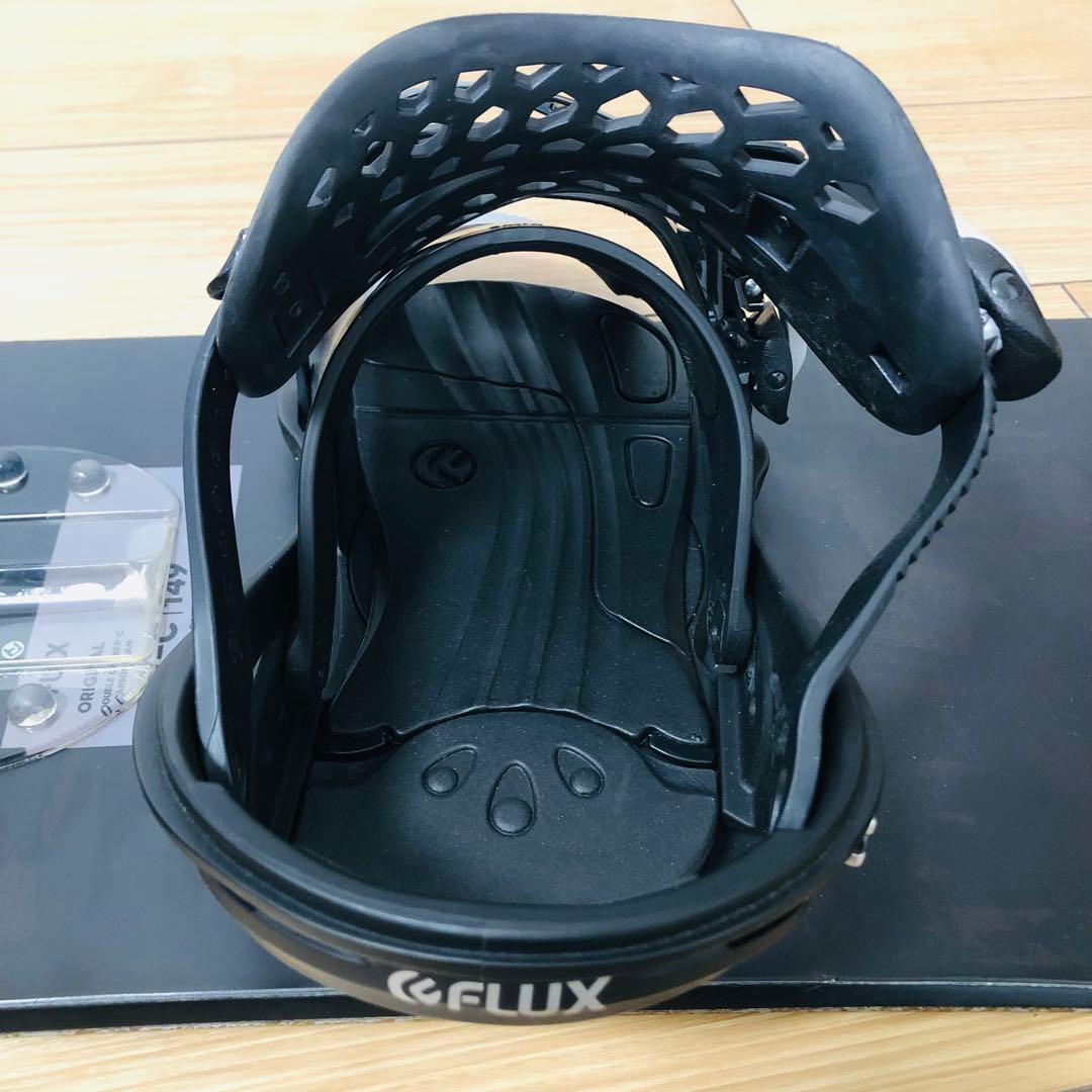 FLUX TW-C 149cm 超軽量グラトリボード　FLUXバイン付き