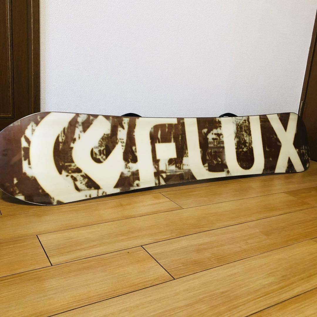 FLUX TW-C 149cm 超軽量グラトリボード　FLUXバイン付き