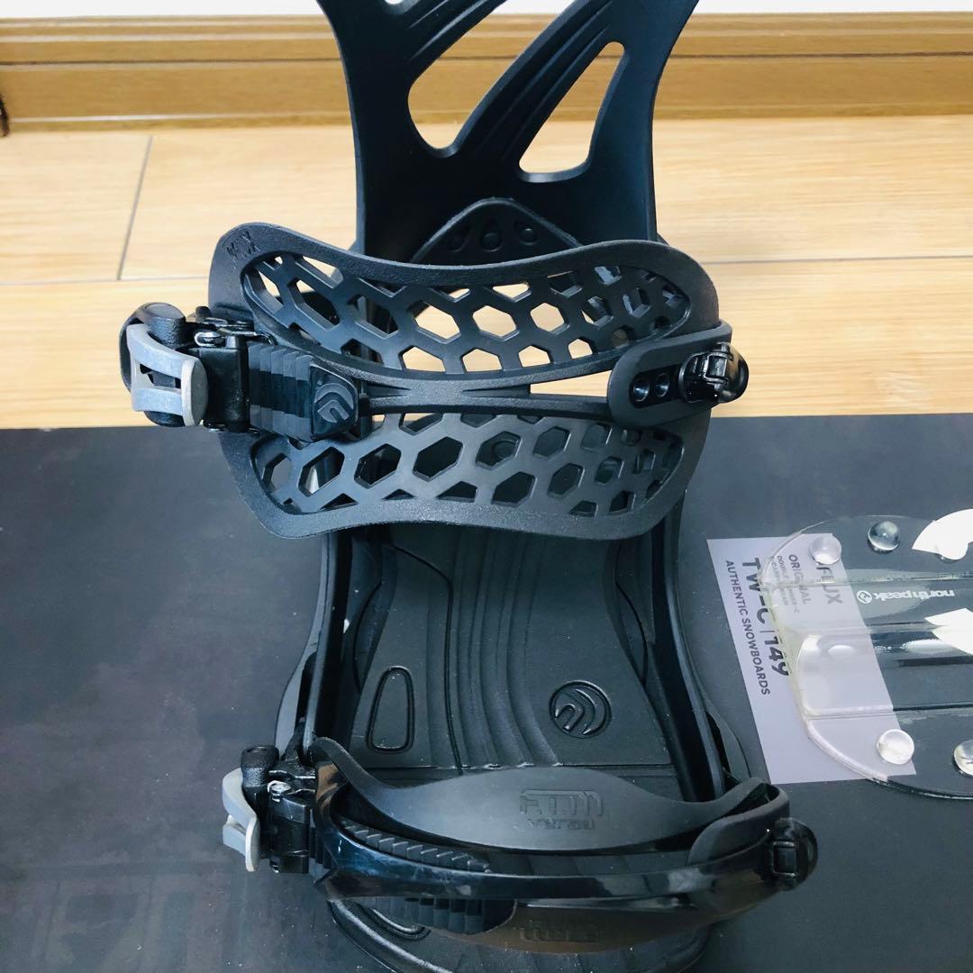 FLUX TW-C 149cm 超軽量グラトリボード　FLUXバイン付き