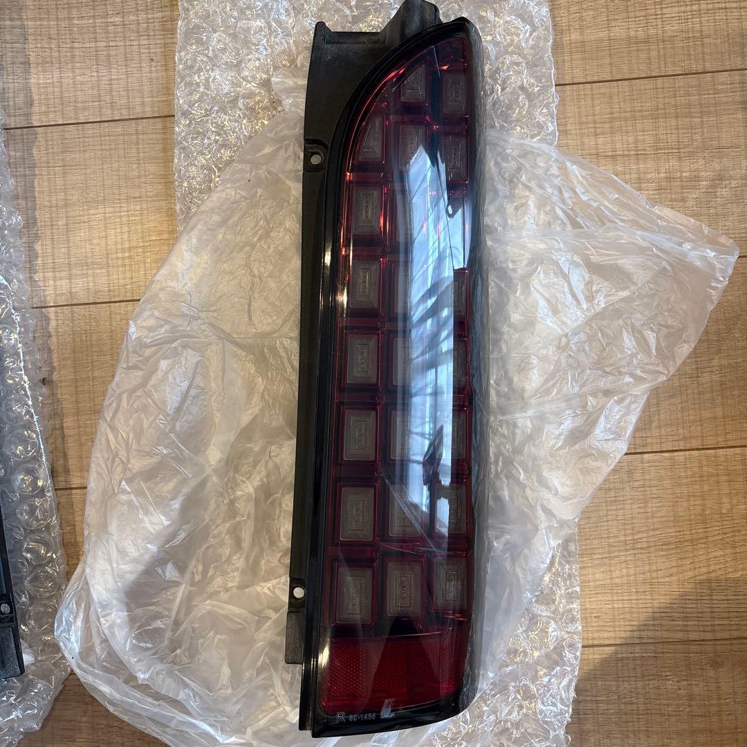 えじるテールランプ 2個セット ハイエース 200系