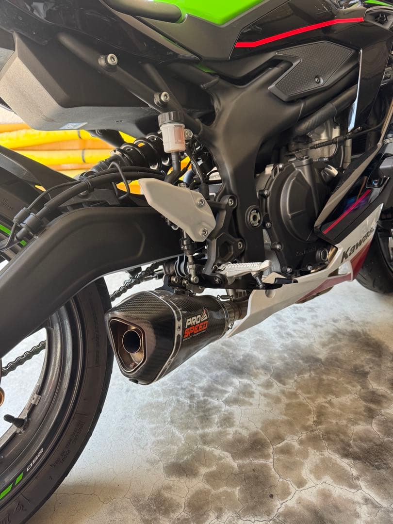 zx25r プロスピード　マフラー