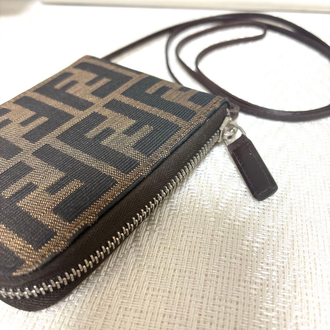 ❤️フェンディ FENDI ショルダーウォレット 肩掛け財布