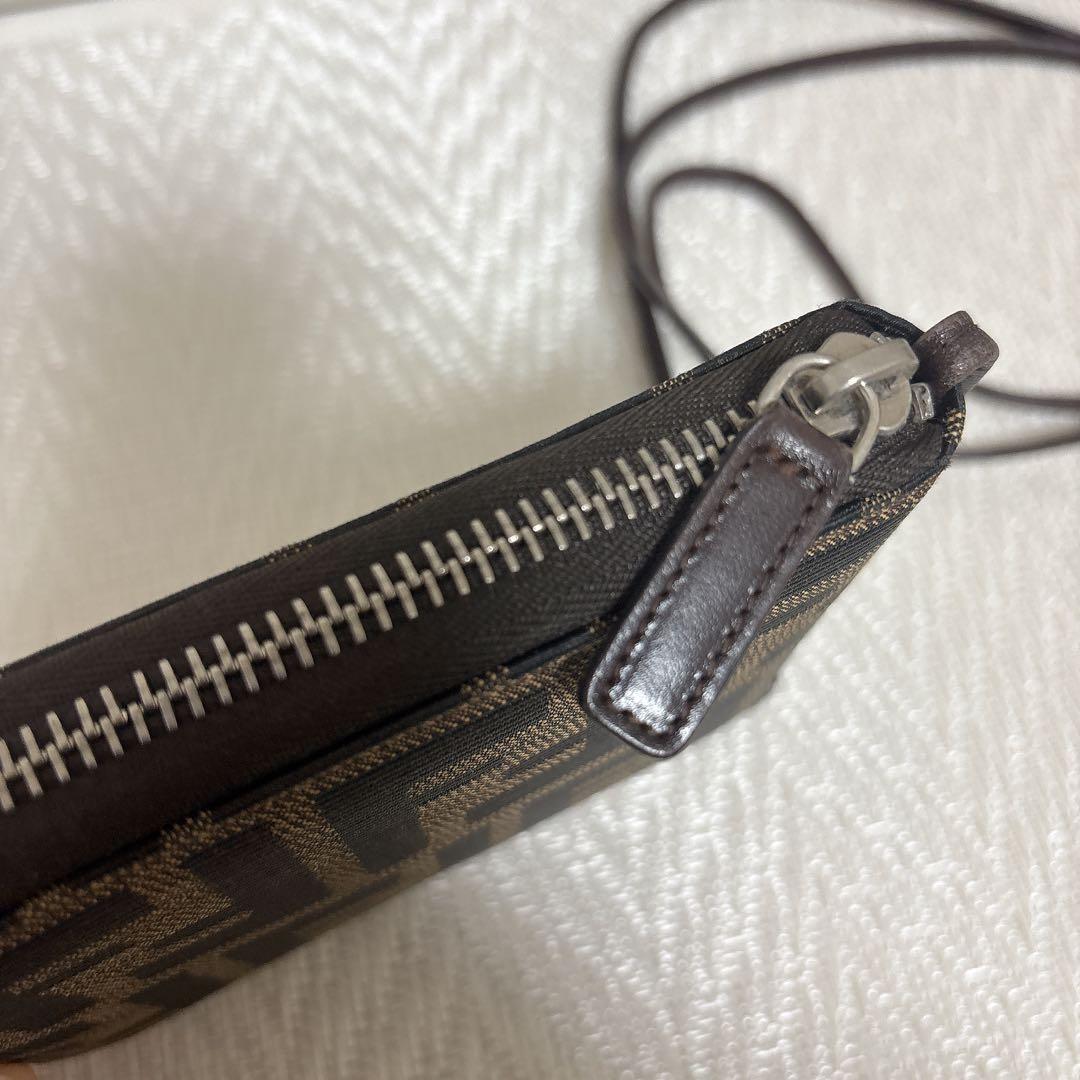 ❤️フェンディ FENDI ショルダーウォレット 肩掛け財布