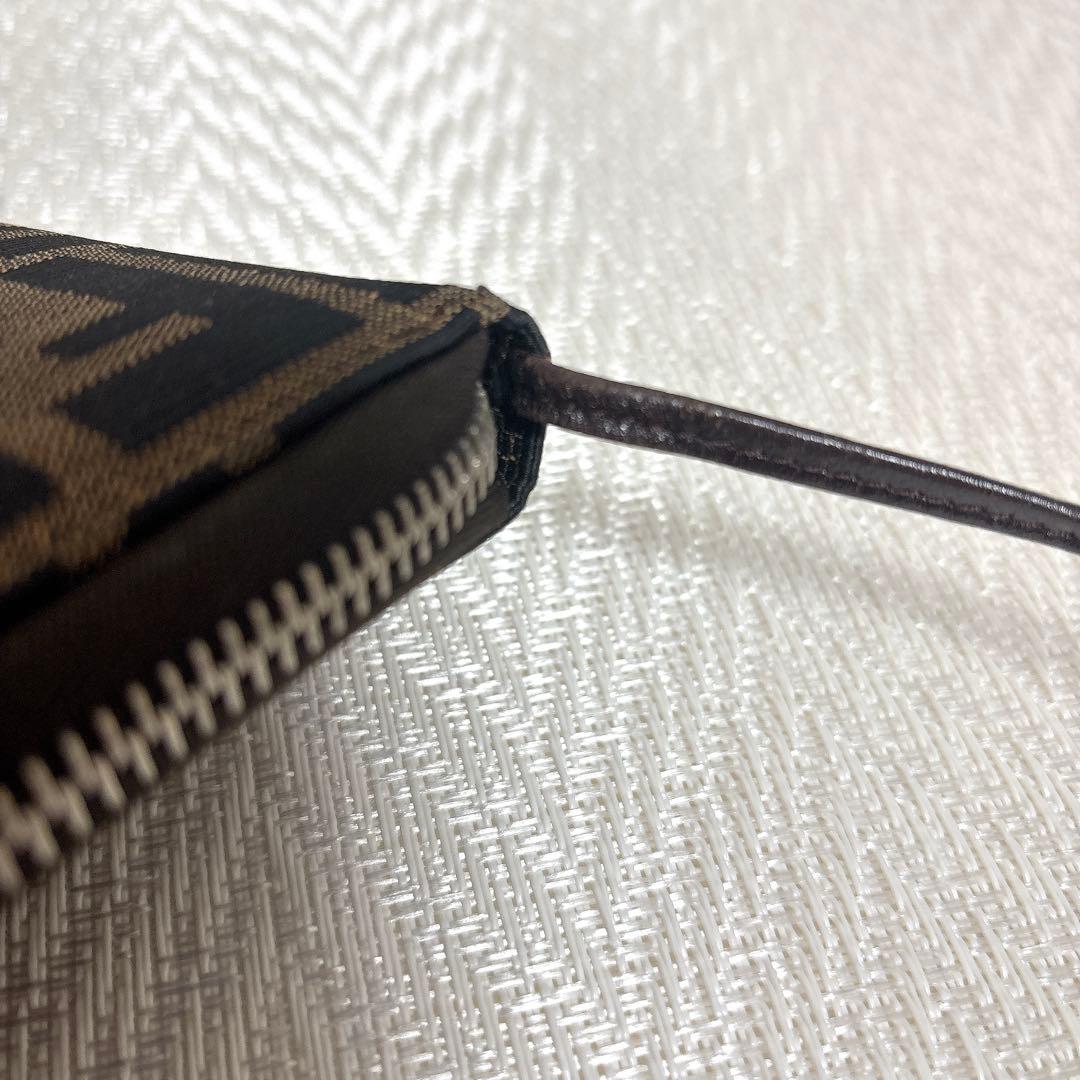 ❤️フェンディ FENDI ショルダーウォレット 肩掛け財布