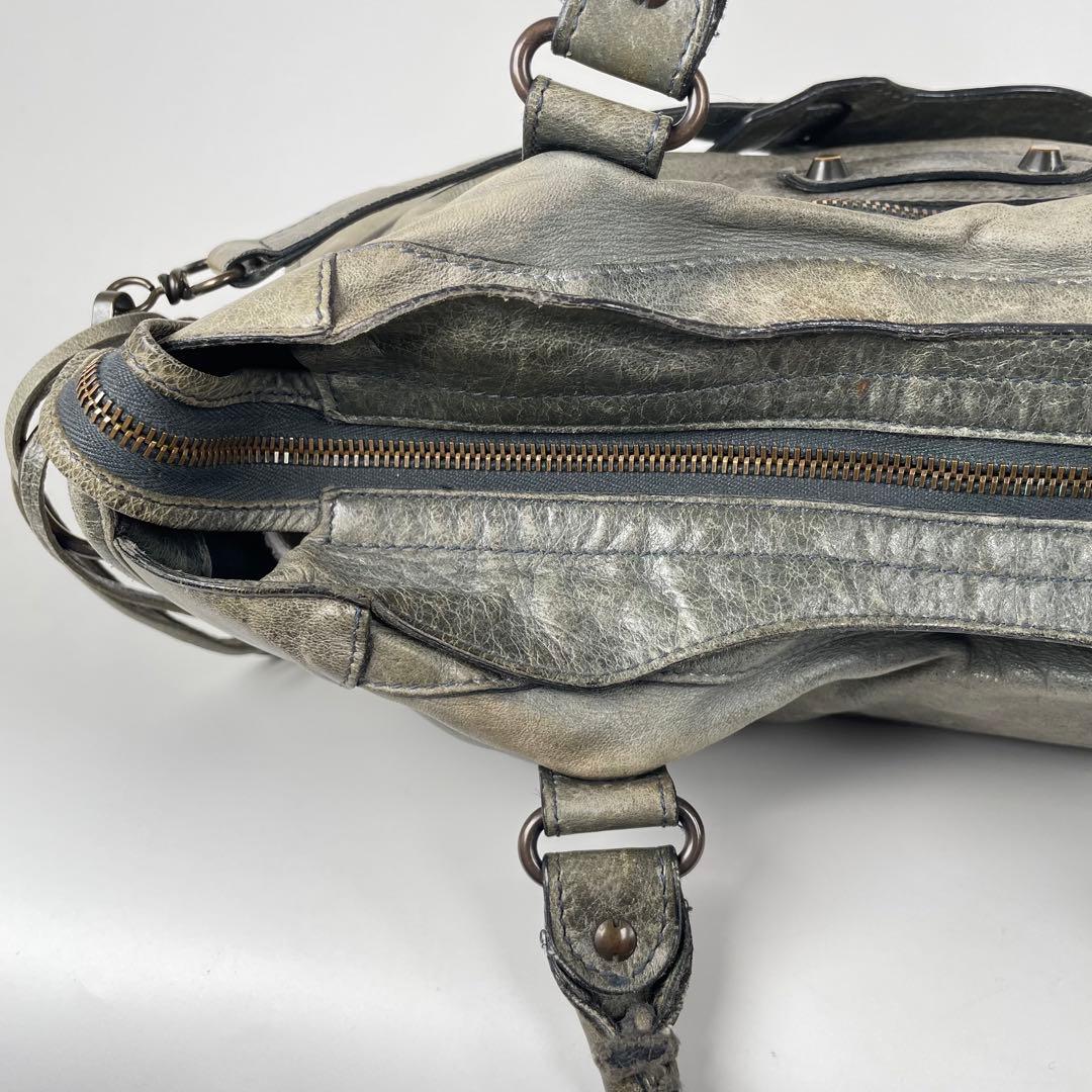 バレンシアガ　ハンドバッグ　ショルダーバッグ　2way レザー　グリーン