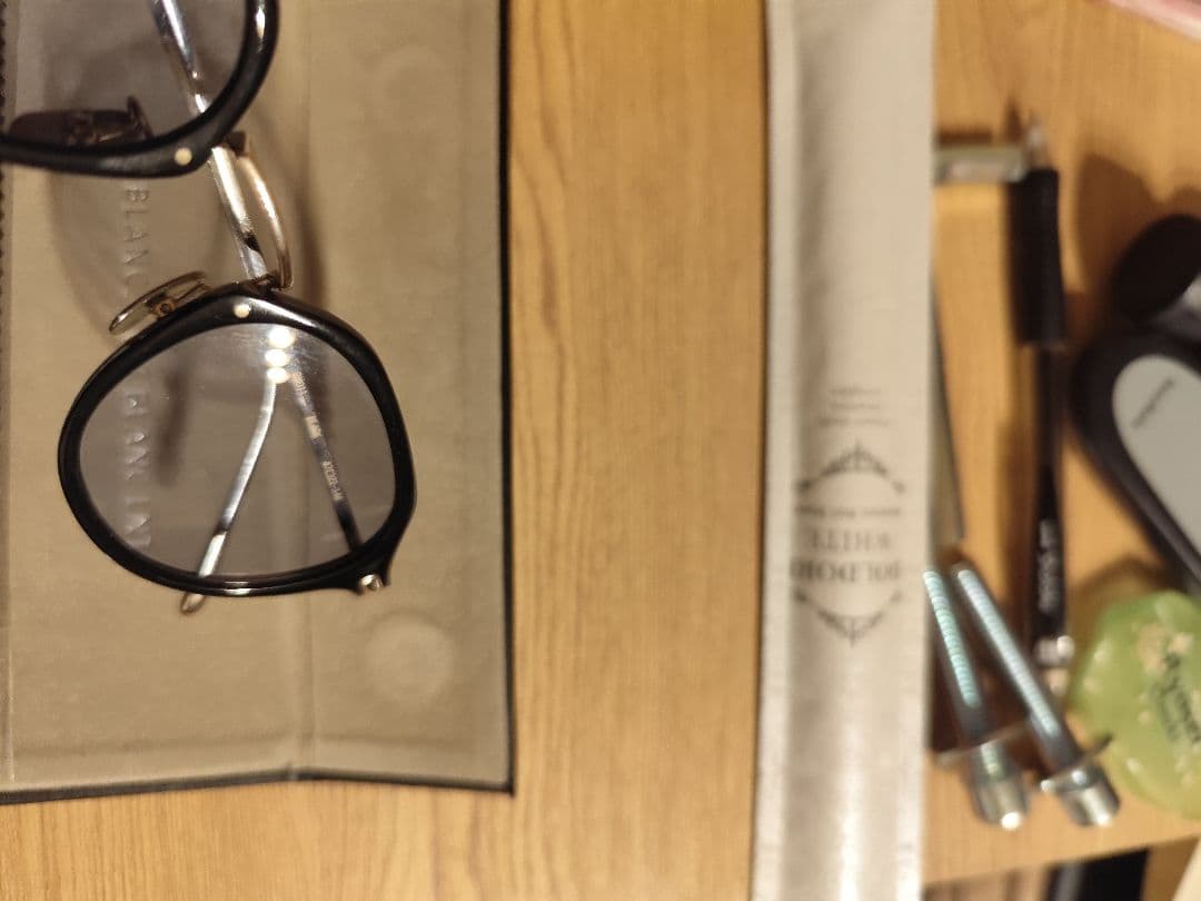 定価39600〈BLANC.. （ブラン）〉サングラス