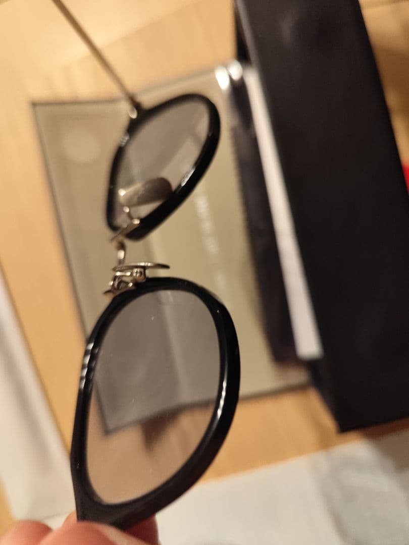 定価39600〈BLANC.. （ブラン）〉サングラス