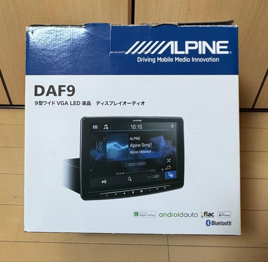 ALPINE DAF9 9インチカーナビ