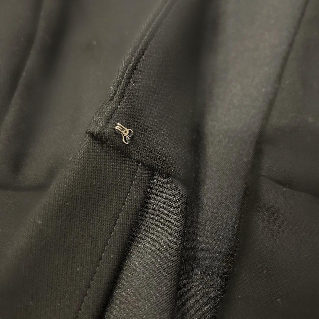 yori ブラック フレアベスト