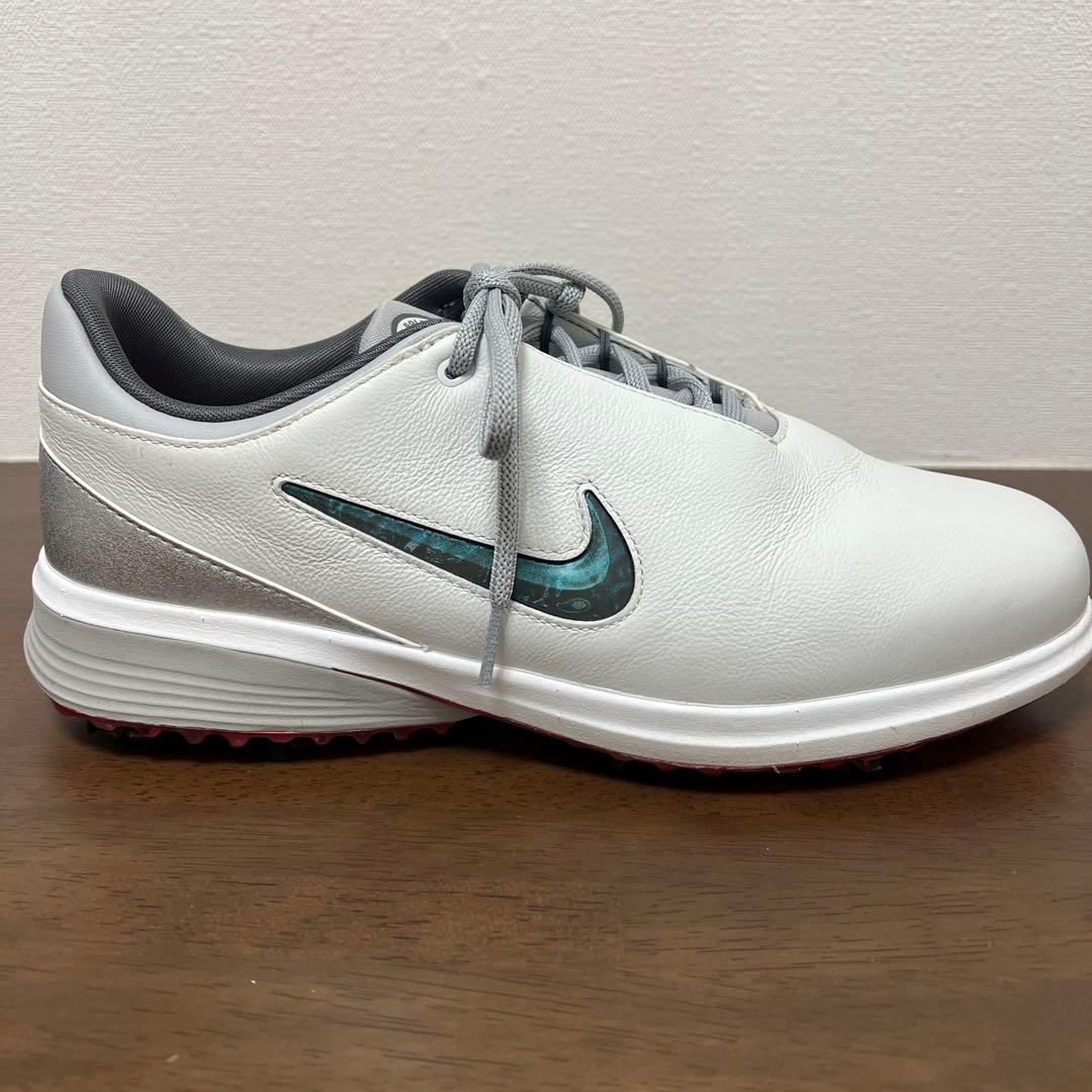 （美品）ナイキ NIKE ゴルフシューズ ビクトリー ツアー 4