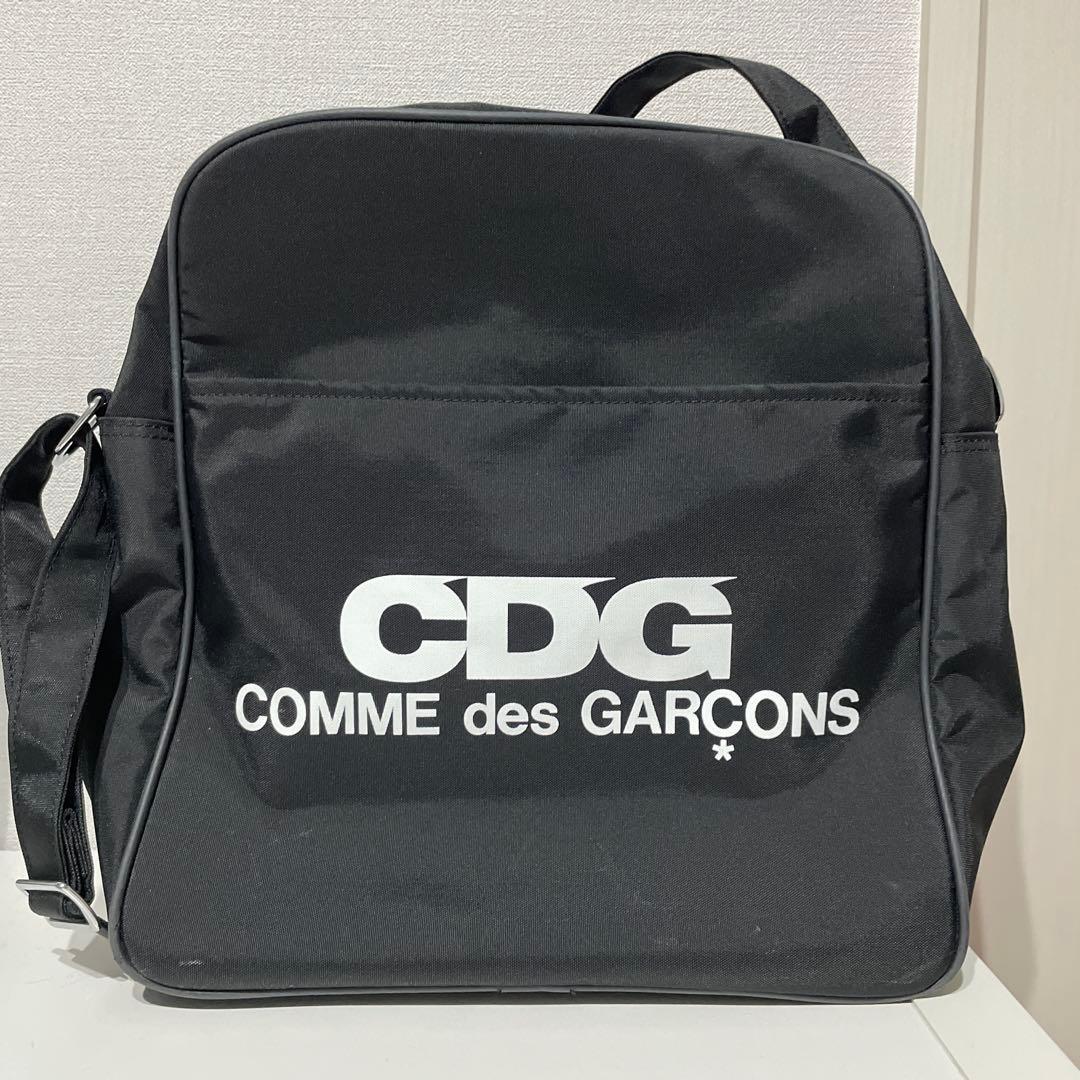 COMME des GARÇONSショルダーバッグ