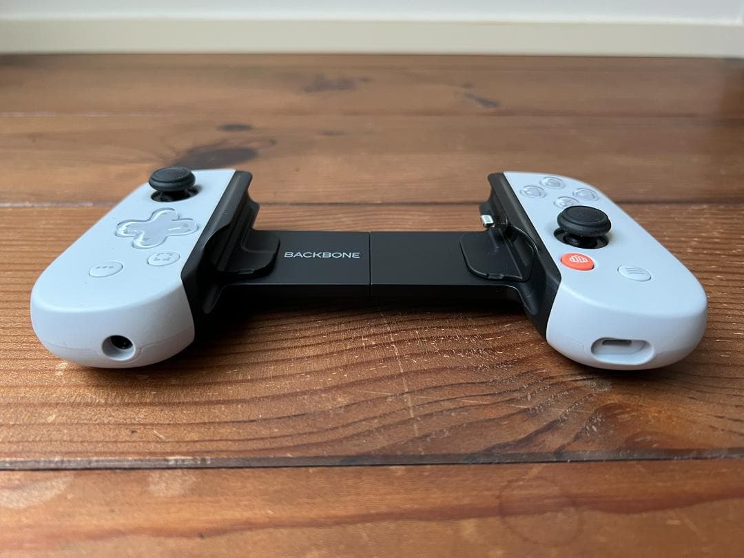 Backbone One (Lightning )第2世代 PSモデル