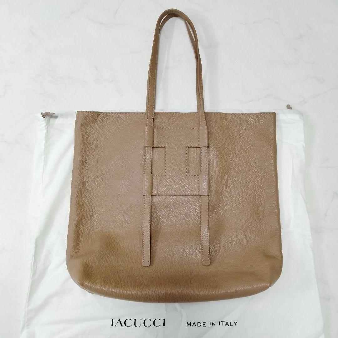 ま*ん様 美品　IACUCCI/イアクッチ BREZZA ブレッツァ　レザートー