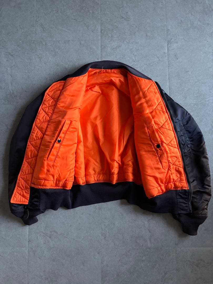 USA製 ALPHA 1968年復刻 USAF MA-1 フェードネイビー L