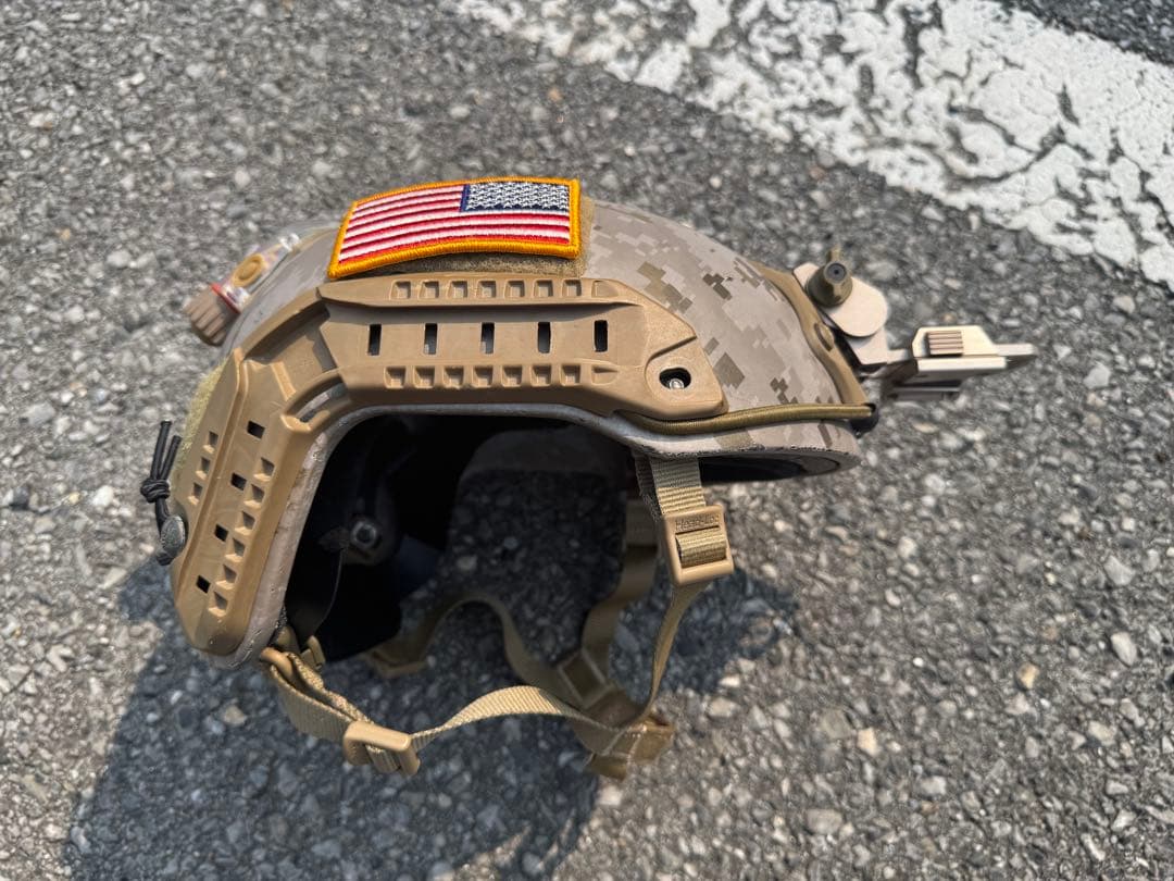 あ*し様 AOR1 ヘルメット PELTOR 実物