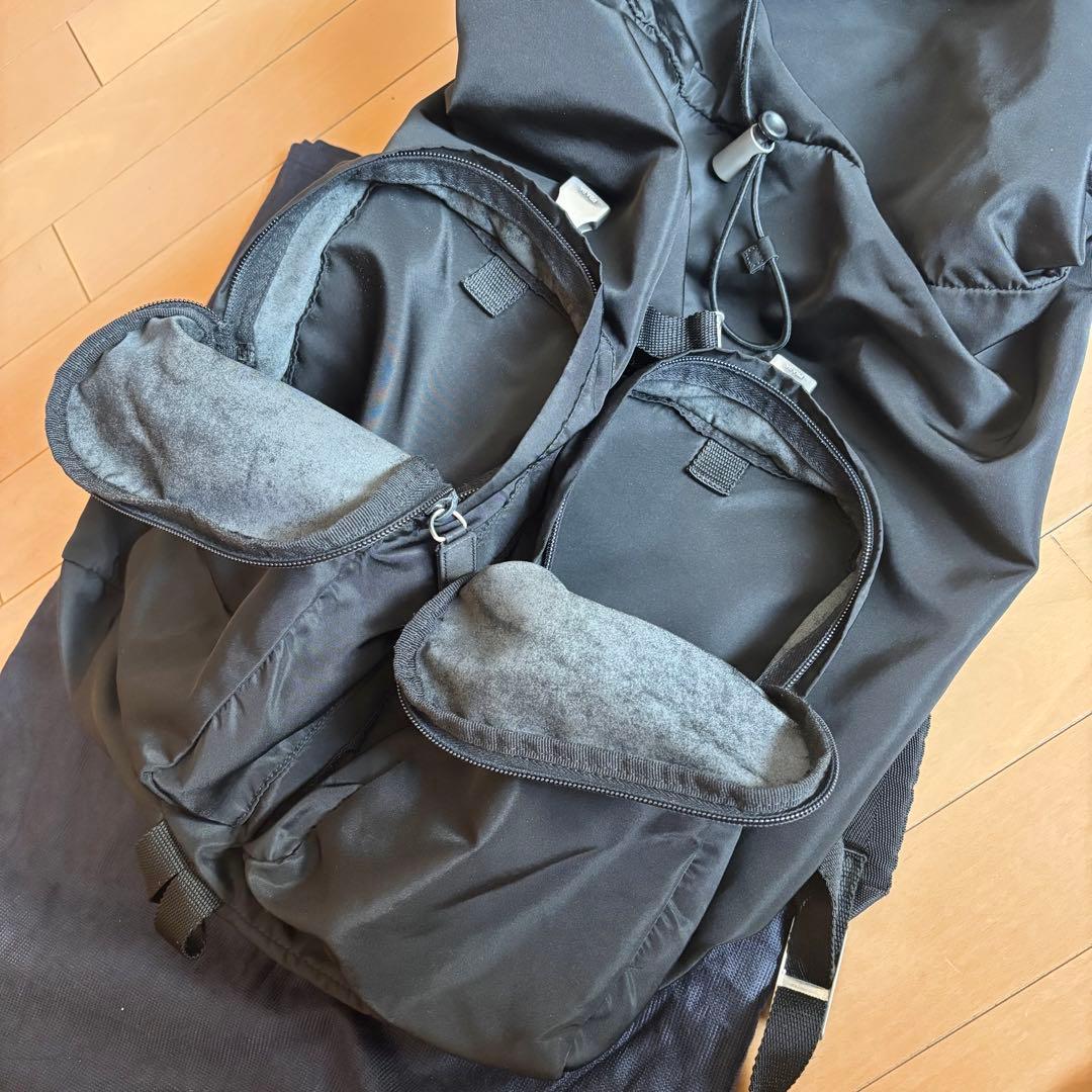 プラダ V136 バックパック リュック バッグ ブラック メンズ トラベル