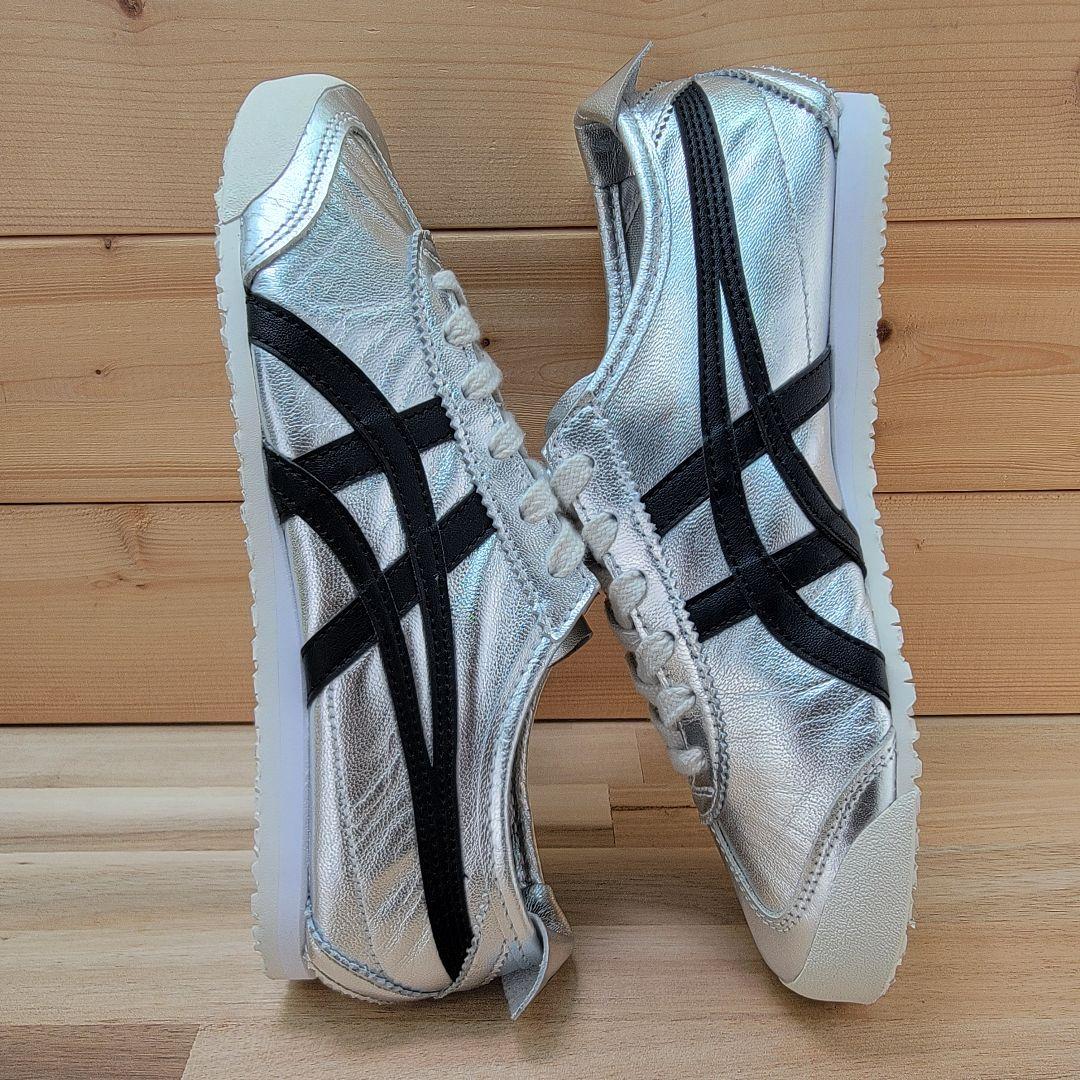 オニツカタイガー メキシコ66 シルバー/ブラック 23センチ