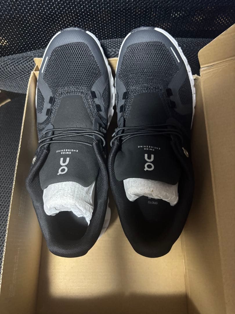 On Cloud 5 ブラック スニーカー　25cm