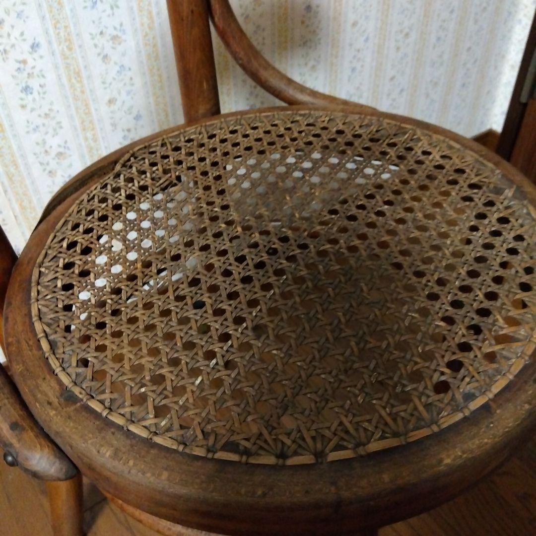 秋田木工製　古い椅子　　ヴィンテージ　曲木　古家具